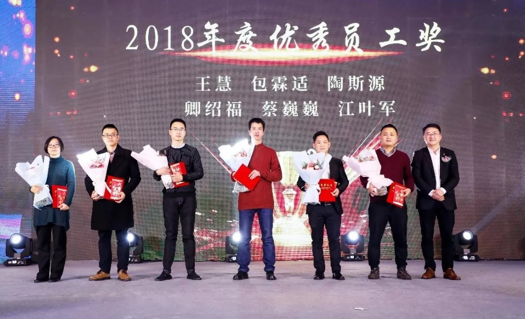 1562642939230273.jpg undefined